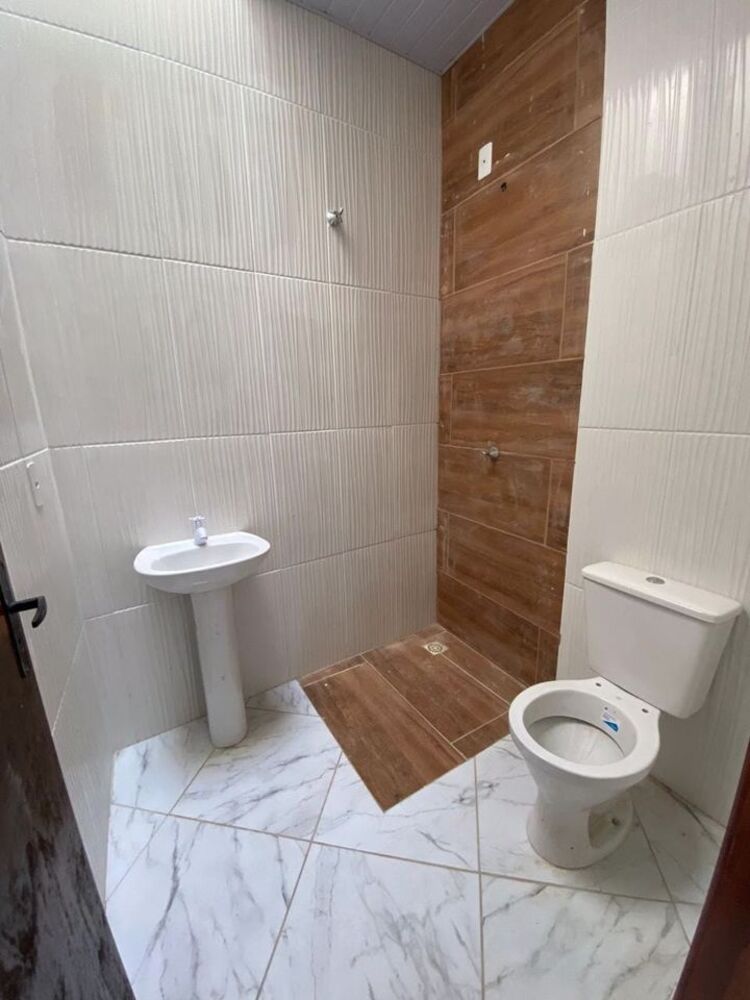 Casa à venda com 3 quartos, 65m² - Foto 3