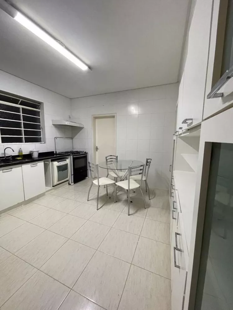 Casa, 4 quartos, 300 m² - Foto 15