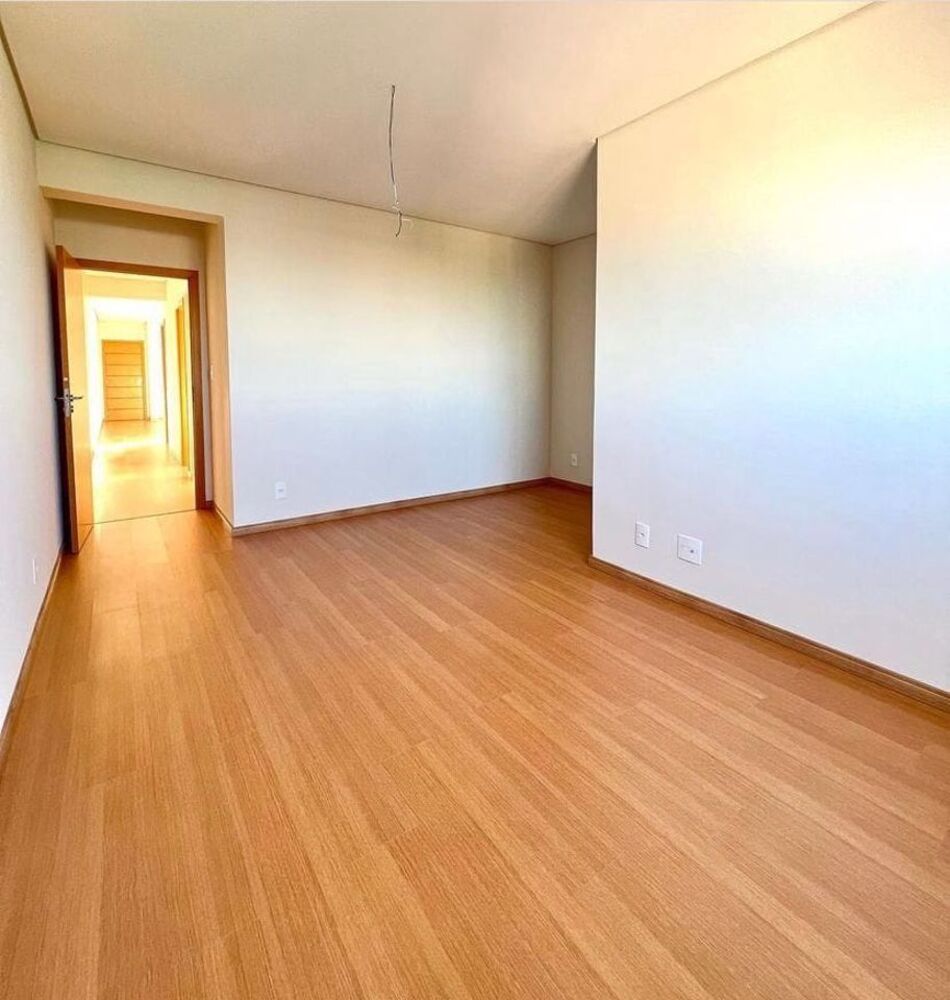 Apartamento à venda com 3 quartos, 143m² - Foto 5
