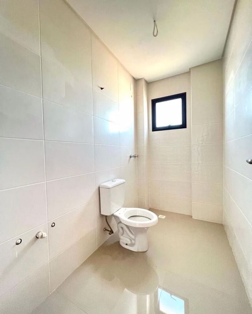 Apartamento à venda com 3 quartos, 143m² - Foto 8