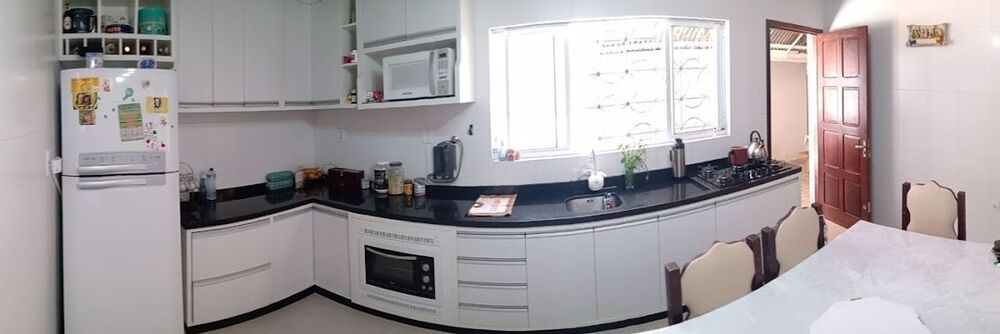 Casa à venda com 3 quartos, 260m² - Foto 4