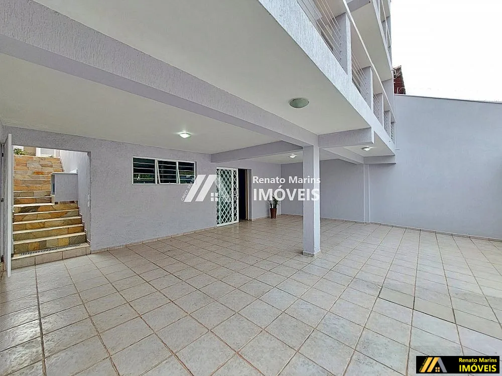 Casa, 5 quartos, 224 m² - Foto 2