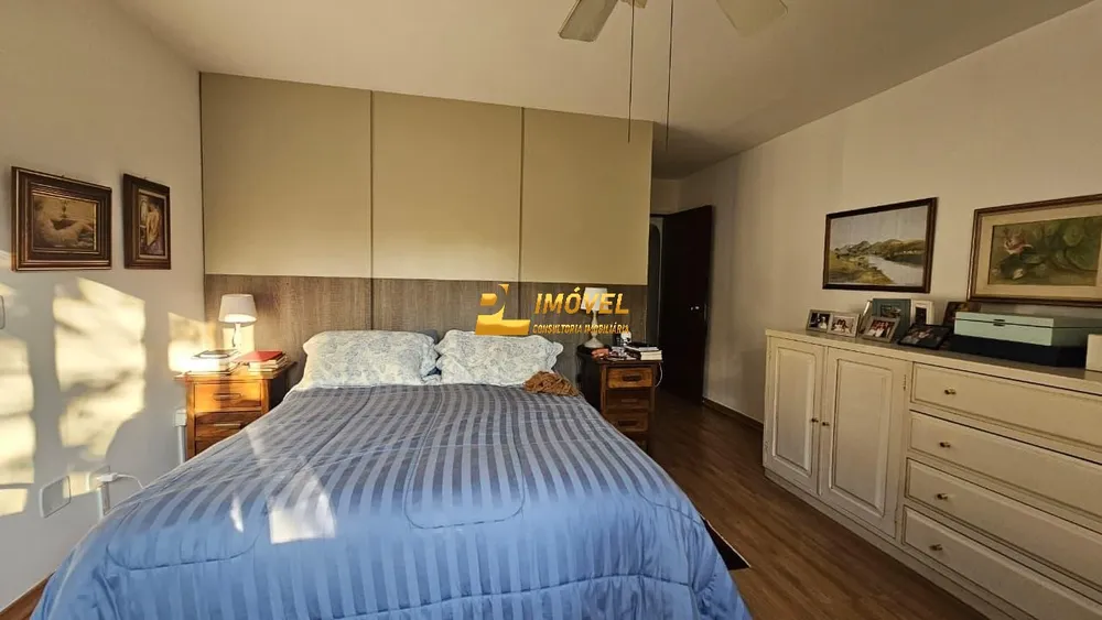 Casa, 4 quartos, 270 m² - Foto 11