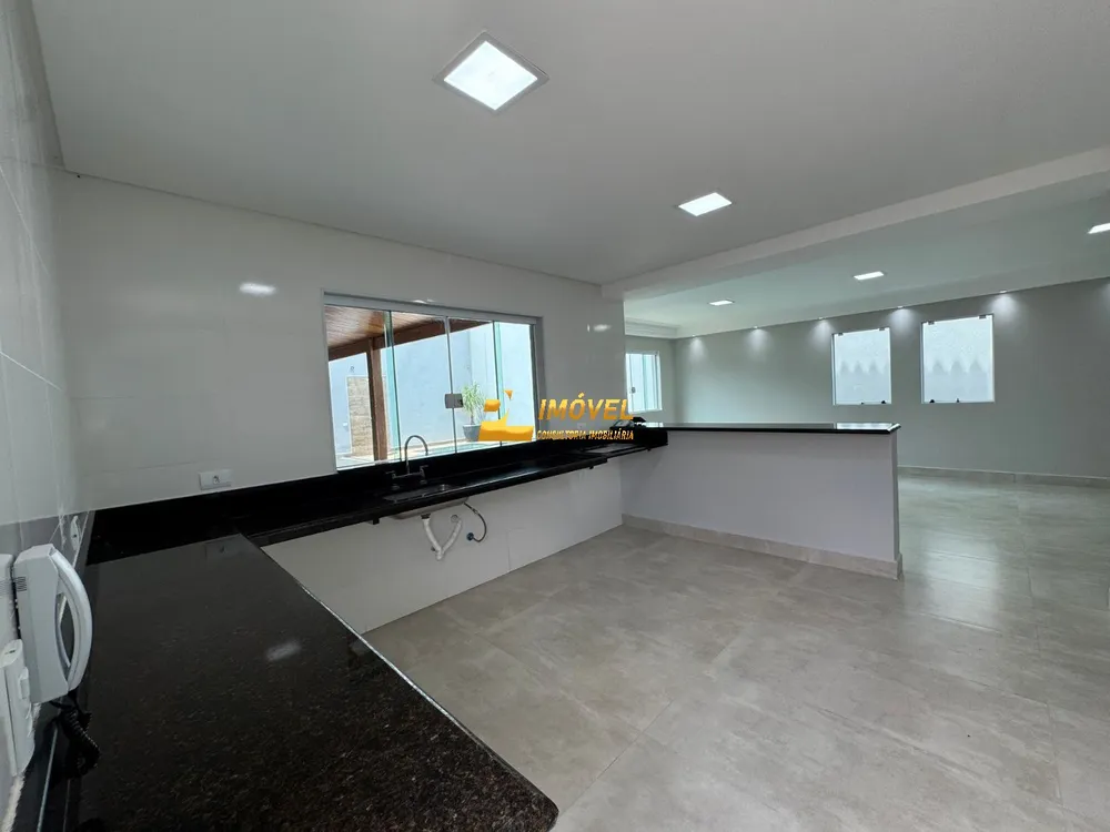 Casa, 3 quartos, 184 m² - Foto 3