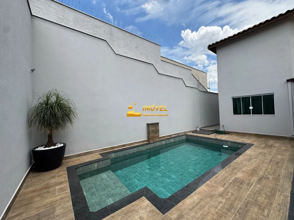 Casa, 3 quartos, 184 m² - Foto 1