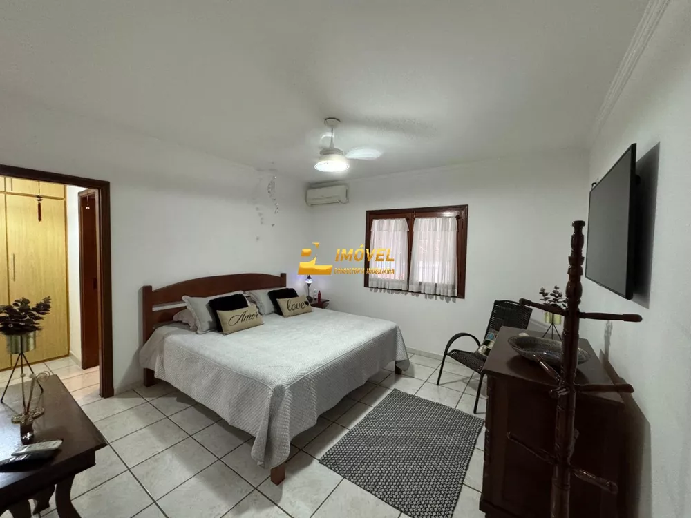 Casa, 5 quartos - Foto 1