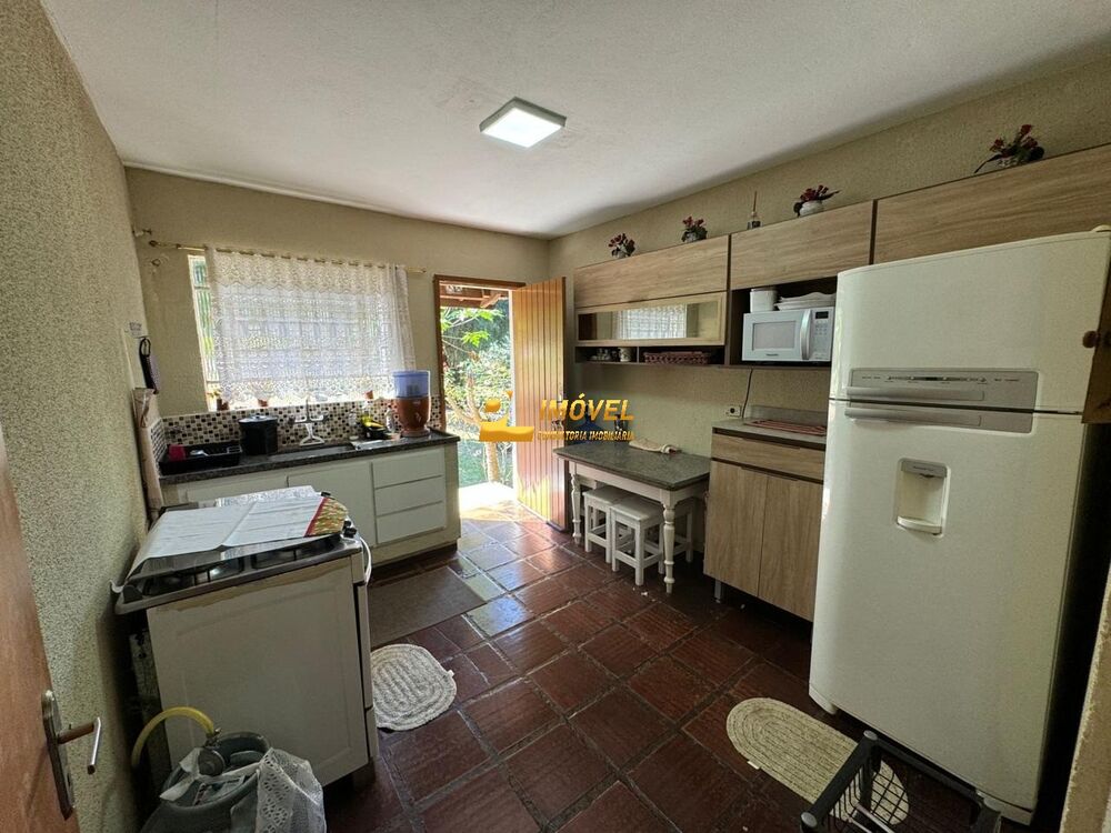 Chácara à venda com 3 quartos, 11007m² - Foto 11