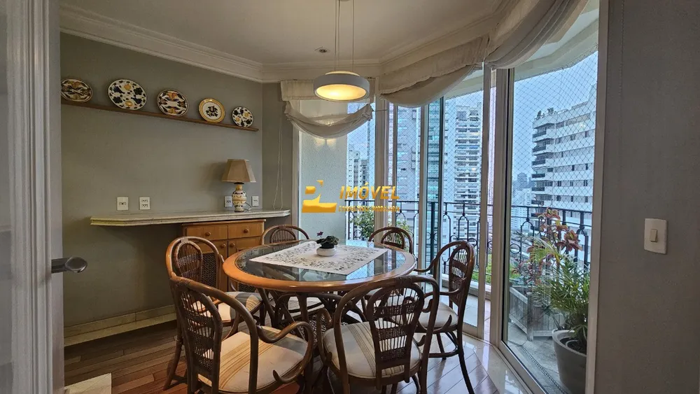Apartamento, 4 quartos, 237 m² - Foto 1