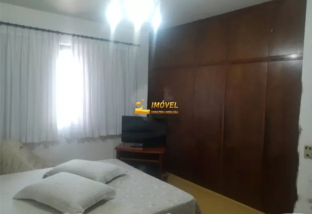 Casa, 3 quartos, 340 m² - Foto 4