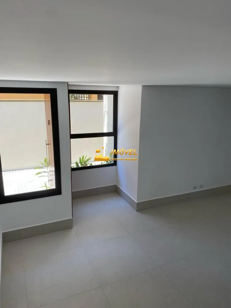 Casa, 3 quartos, 234 m² - Foto 2