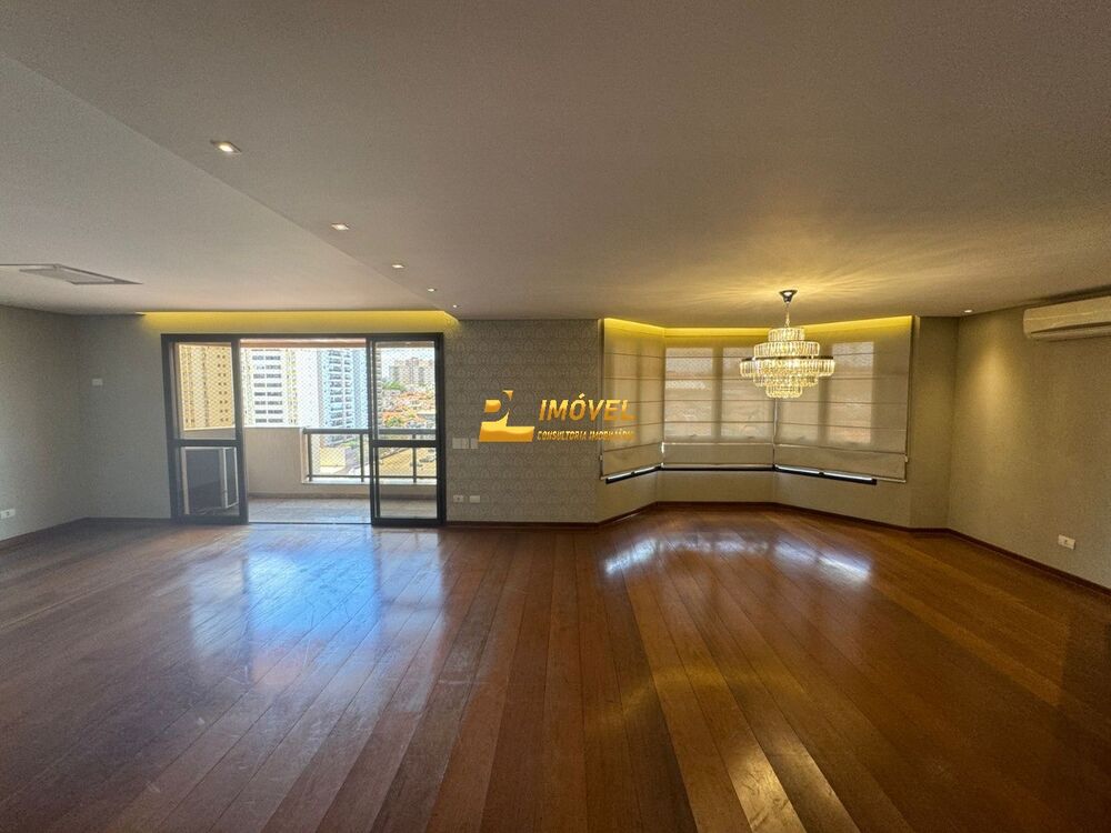 Apartamento à venda com 4 quartos, 198m² - Foto 4