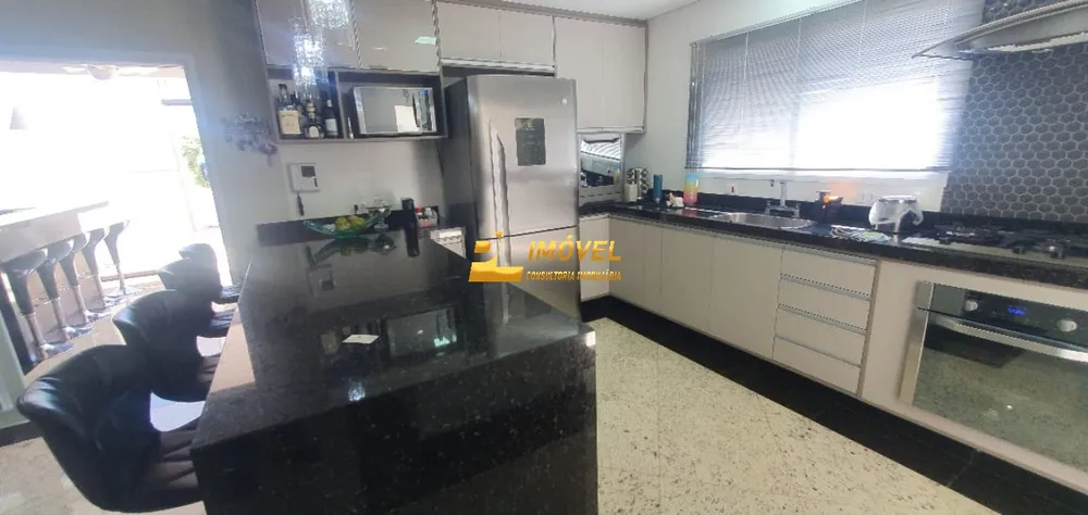 Casa, 3 quartos, 226 m² - Foto 10