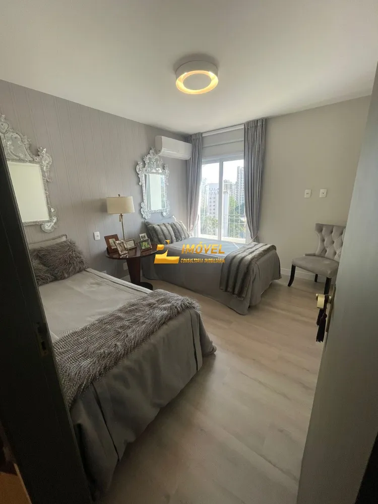 Apartamento, 3 quartos, 211 m² - Foto 11