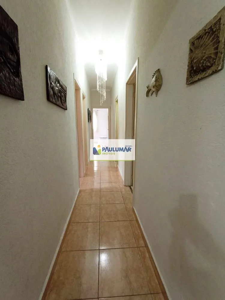 Casa, 7 quartos, 245 m² - Foto 2