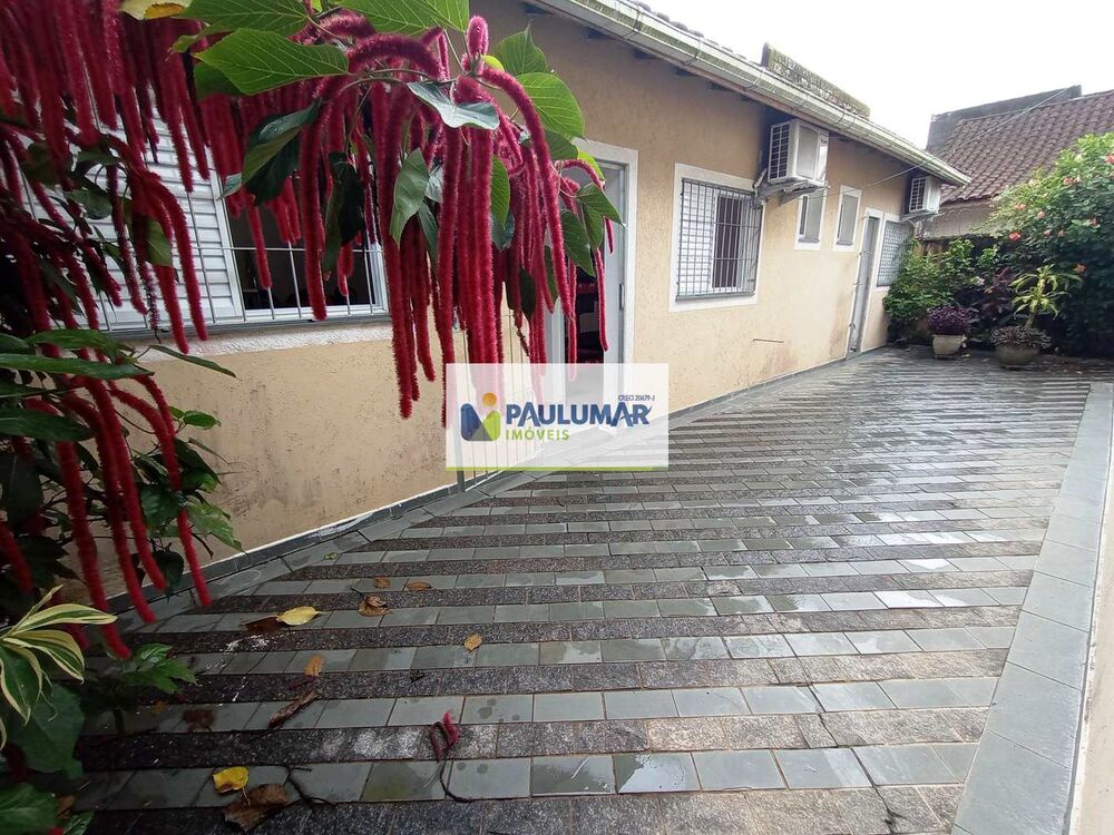 Casa, 7 quartos, 245 m² - Foto 2