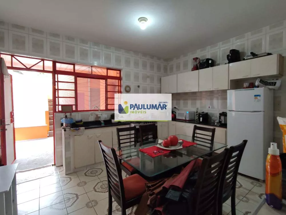 Casa, 2 quartos, 253 m² - Foto 5