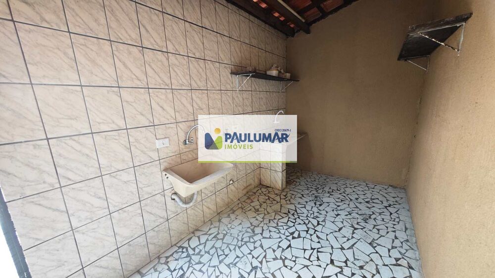 Casa à venda e aluguel com 2 quartos, 61m² - Foto 4