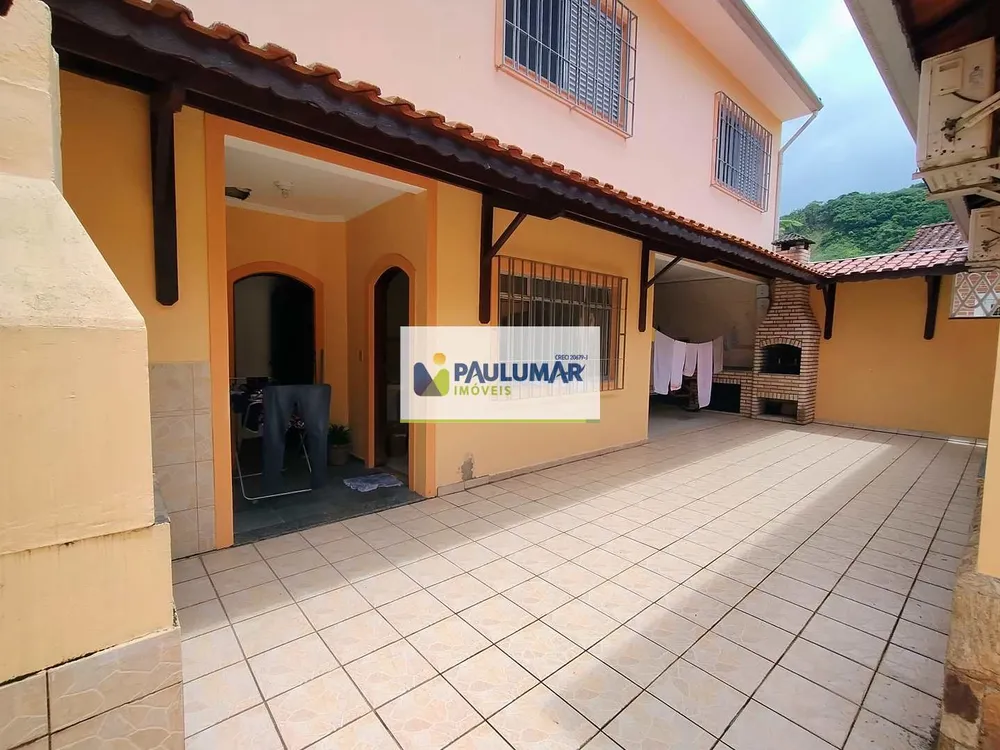 Casa, 5 quartos, 219 m² - Foto 2