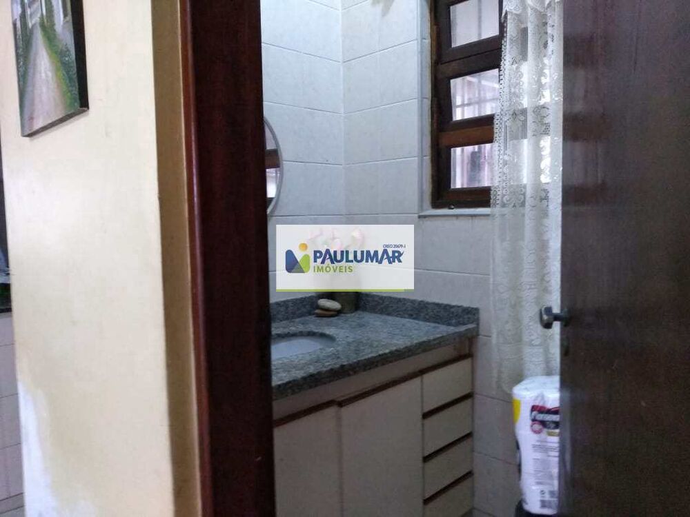 Casa à venda com 4 quartos, 220m² - Foto 9