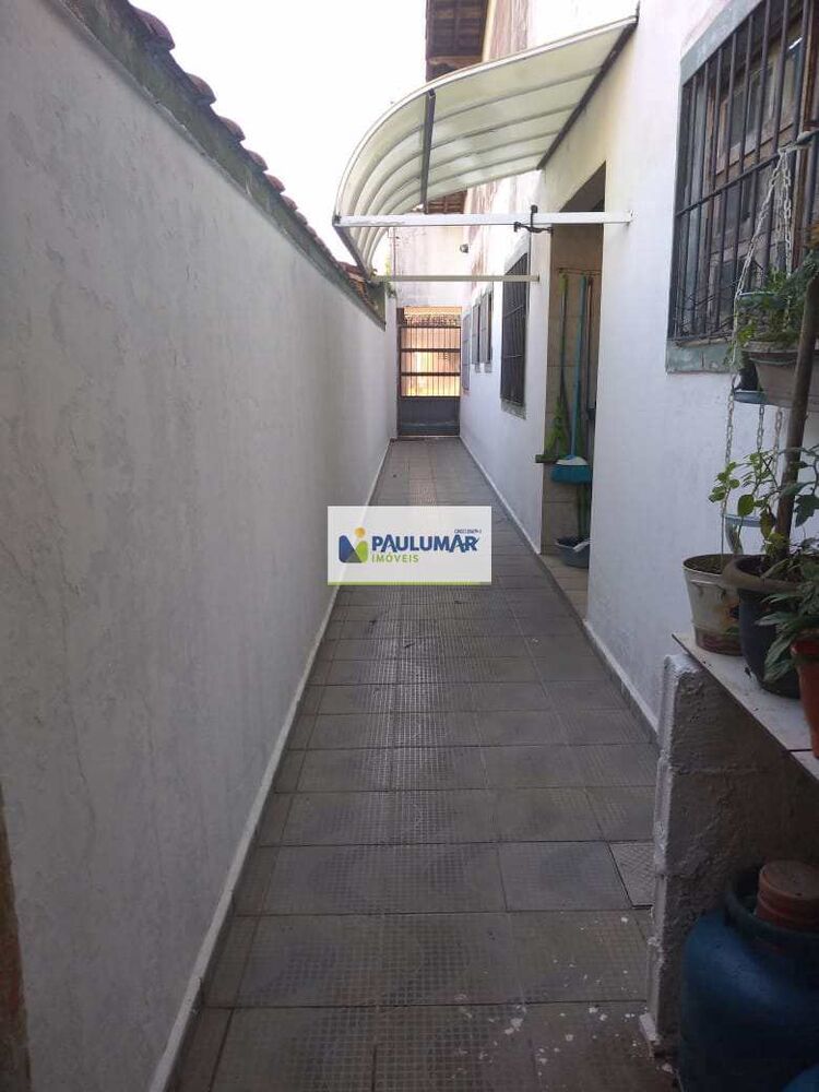 Casa à venda com 4 quartos, 220m² - Foto 12