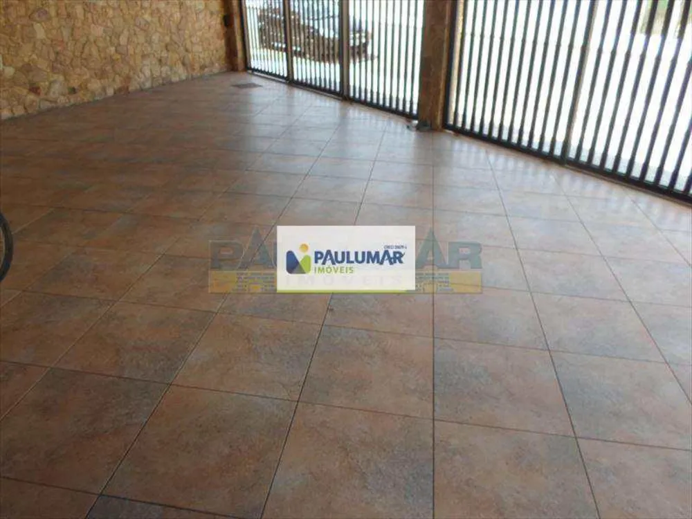 Casa, 3 quartos, 240 m² - Foto 15