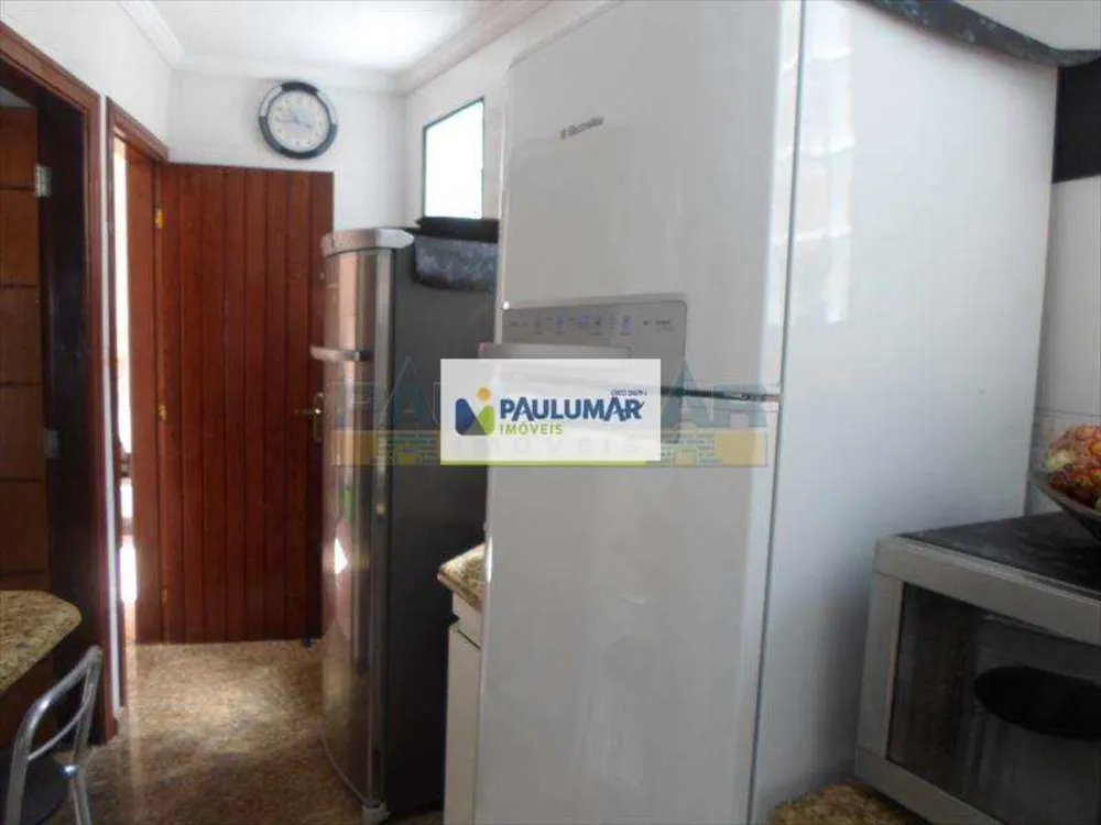 Casa, 3 quartos, 240 m² - Foto 16