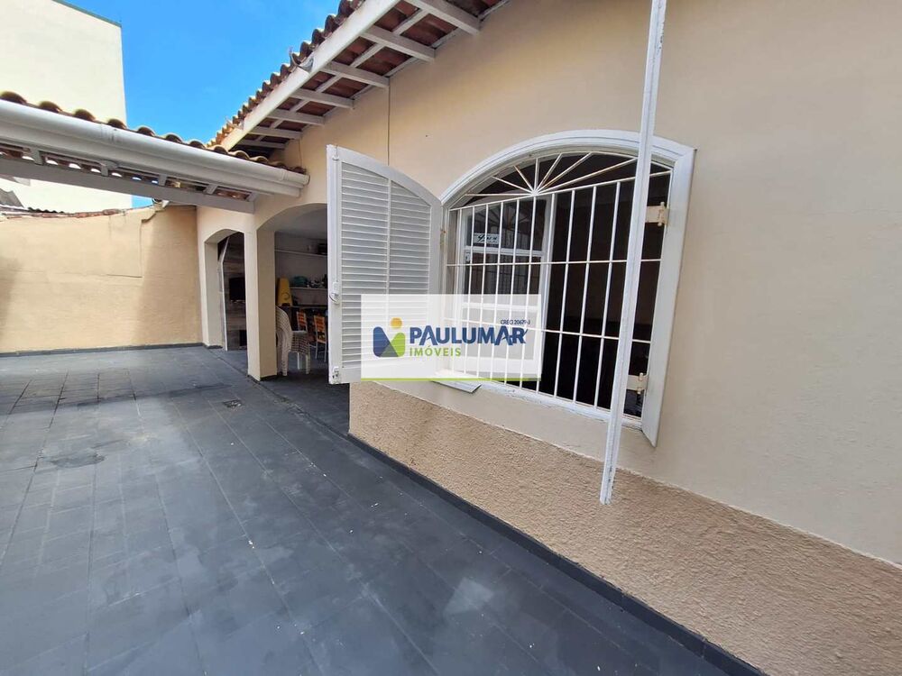 Casa à venda com 3 quartos, 300m² - Foto 10