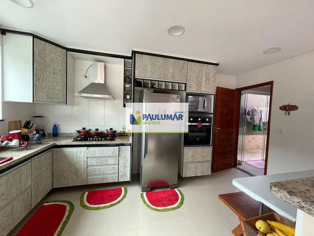 Casa, 4 quartos, 223 m² - Foto 18