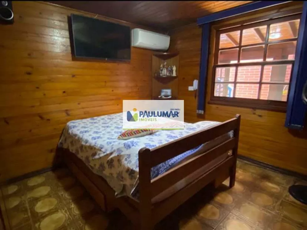 Casa, 4 quartos, 240 m² - Foto 2
