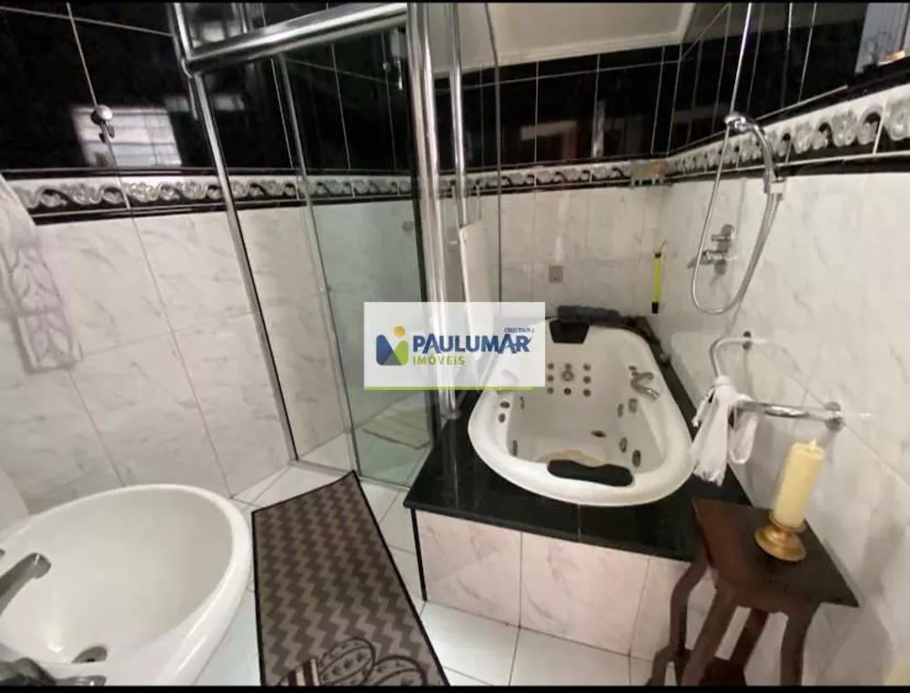 Casa, 4 quartos, 240 m² - Foto 1