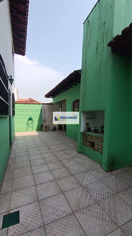 Sobrado, 4 quartos, 228 m² - Foto 1