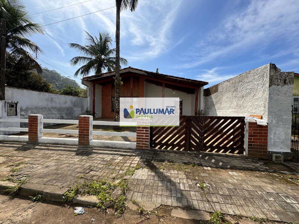 Casa à venda e aluguel com 3 quartos, 177m² - Foto 1