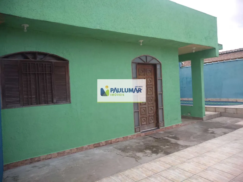 Casa, 5 quartos, 203 m² - Foto 1