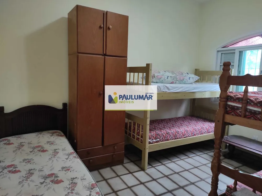 Casa, 4 quartos, 203 m² - Foto 1