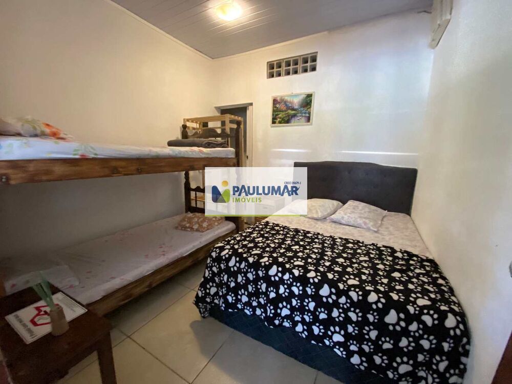 Casa, 7 quartos, 189 m² - Foto 2