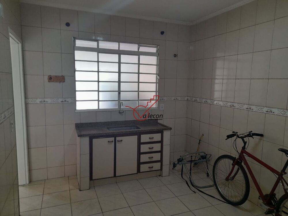 Casa, 3 quartos, 200 m² - Foto 10