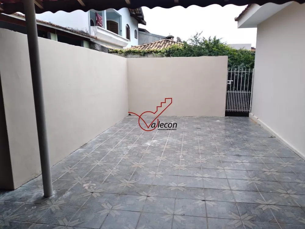 Casa, 3 quartos, 200 m² - Foto 2