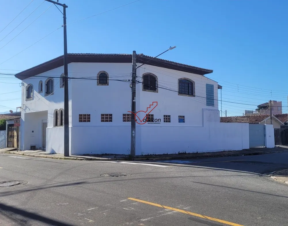 Casa, 3 quartos, 237 m² - Foto 10
