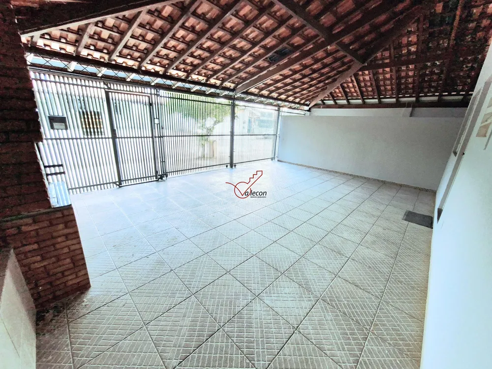 Casa, 3 quartos, 200 m² - Foto 4