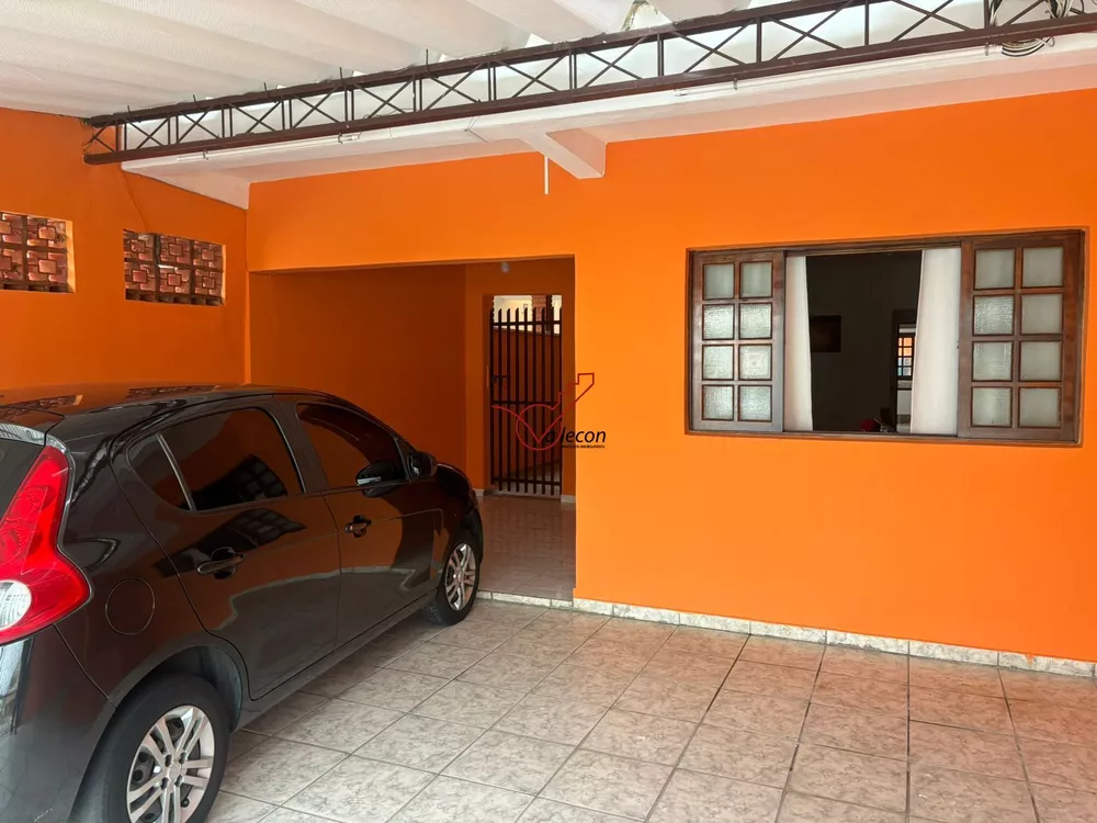 Sobrado à venda com 4 quartos, 250m² - Foto 2