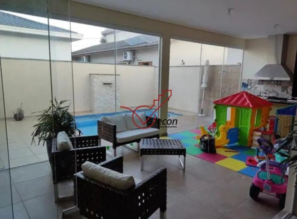 Casa, 3 quartos, 210 m² - Foto 1