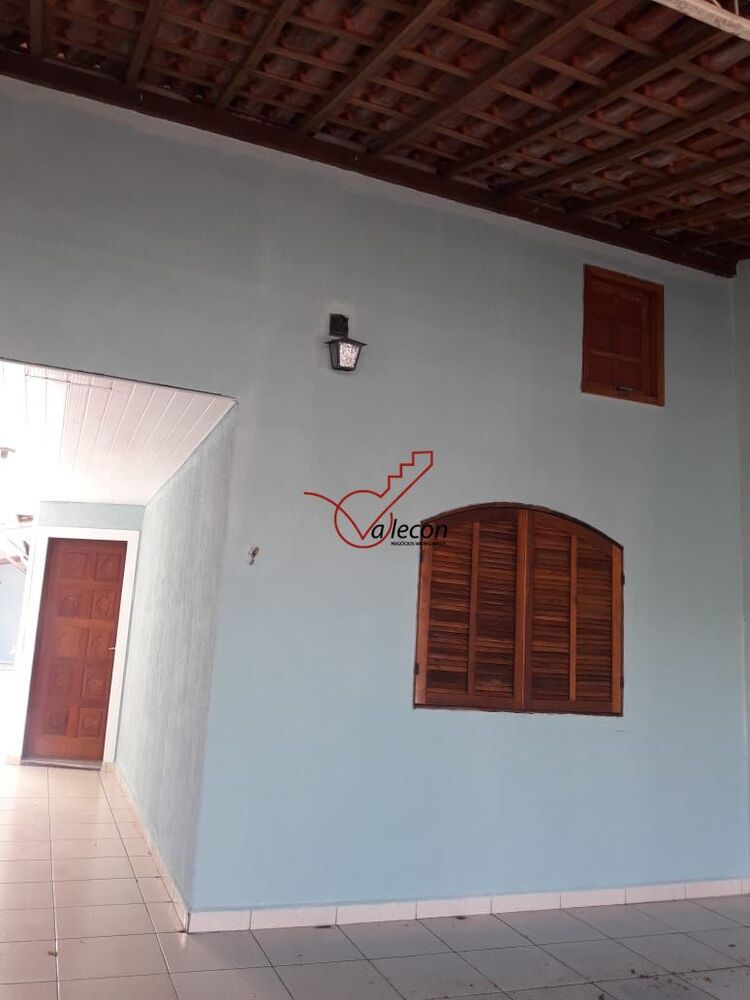 Casa à venda com 3 quartos, 150m² - Foto 4
