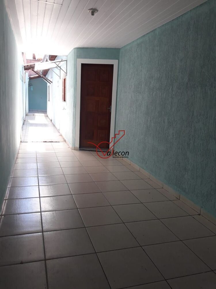 Casa à venda com 3 quartos, 150m² - Foto 3