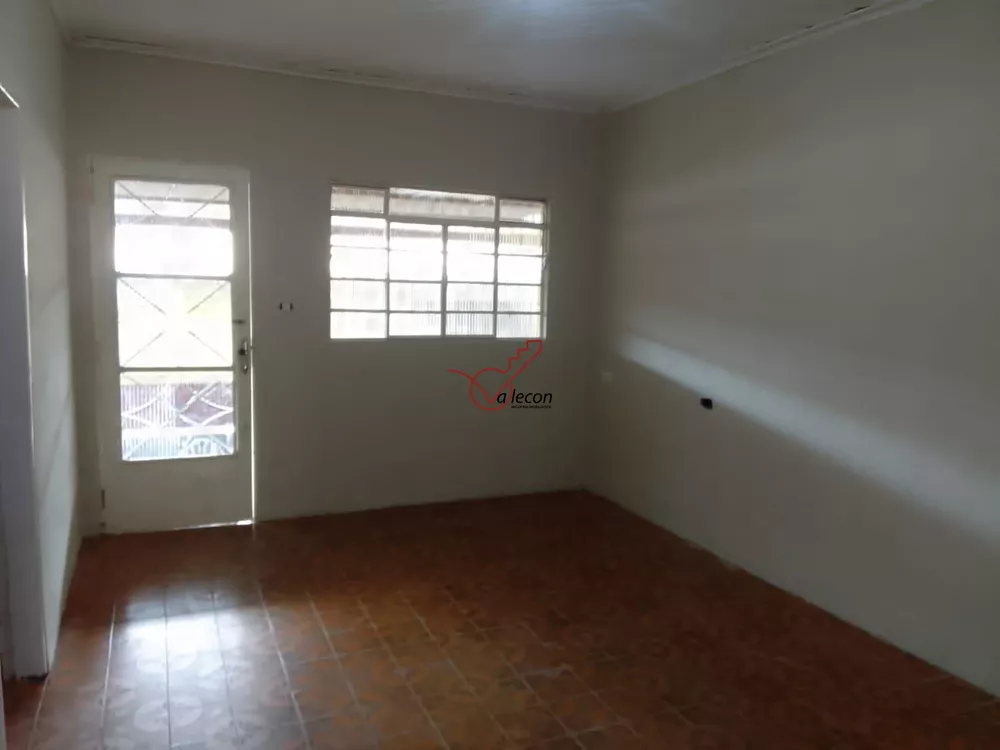 Casa à venda com 3 quartos, 195m² - Foto 3