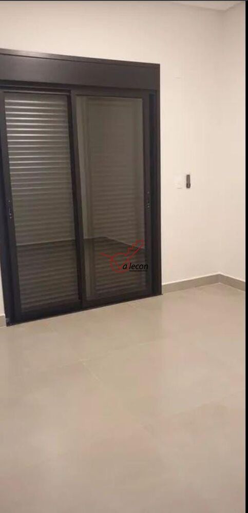 Casa à venda com 3 quartos, 179m² - Foto 2