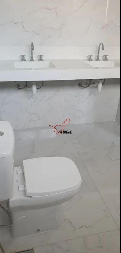 Casa à venda com 3 quartos, 179m² - Foto 3