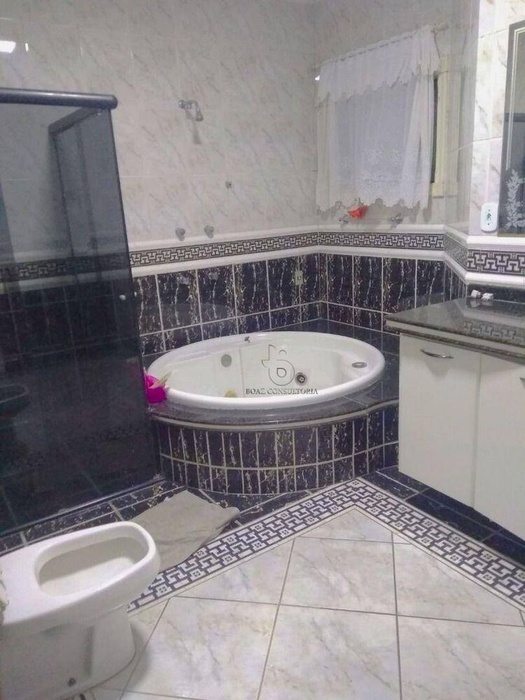 Casa, 4 quartos, 340 m² - Foto 3