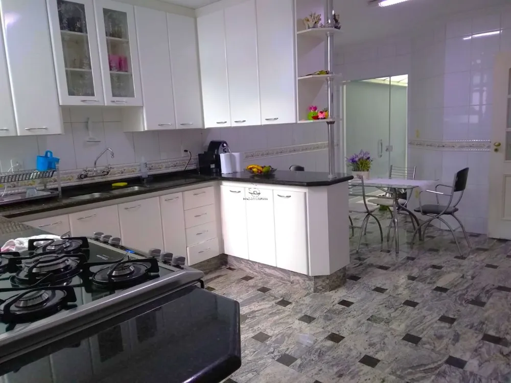 Casa, 4 quartos, 340 m² - Foto 10