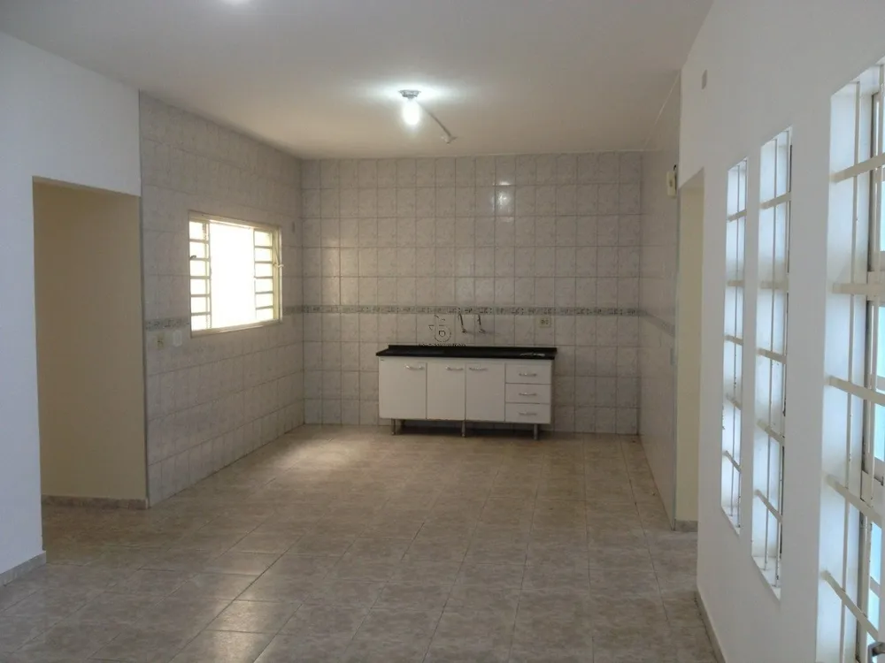 Casa, 3 quartos, 240 m² - Foto 4