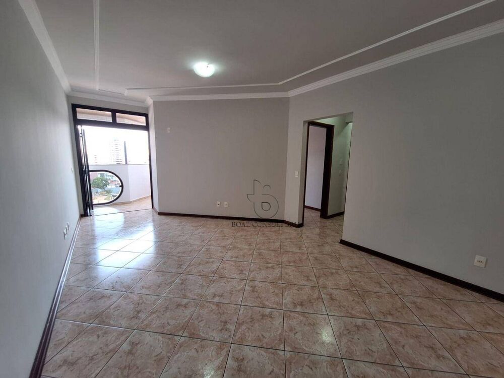 Apartamento à venda com 3 quartos, 109m² - Foto 3